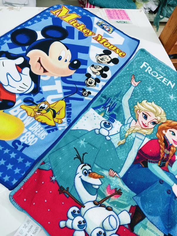 TOALLITAS DE MANO DISNEY